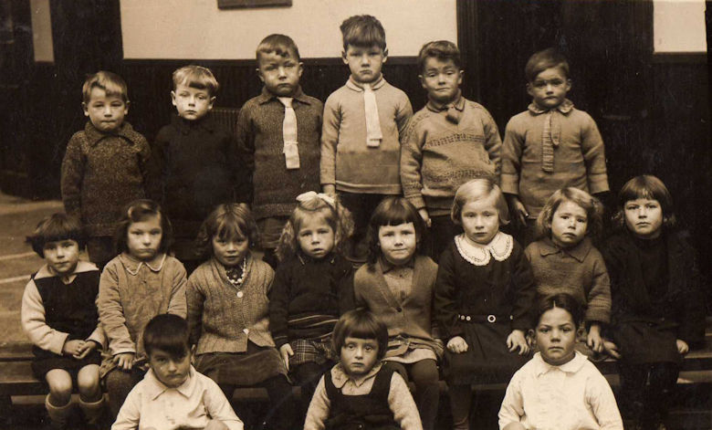 Portknockie School Photograph c1932/3 Portknockie School Photograph c1932/3