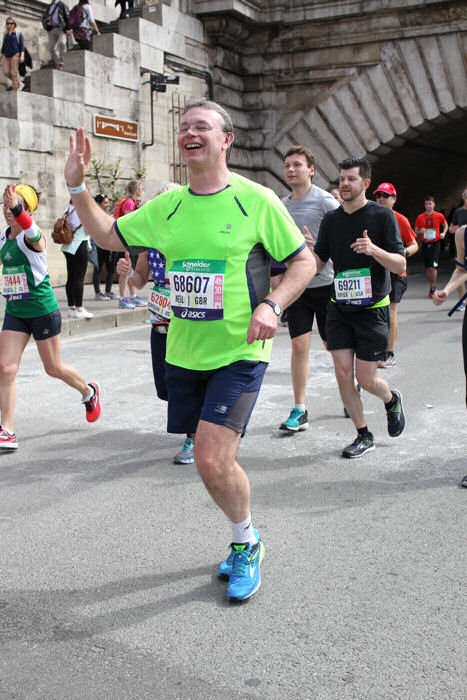 At Pont Notre Dame, on the Georges Pompidou expressway, 24.5k